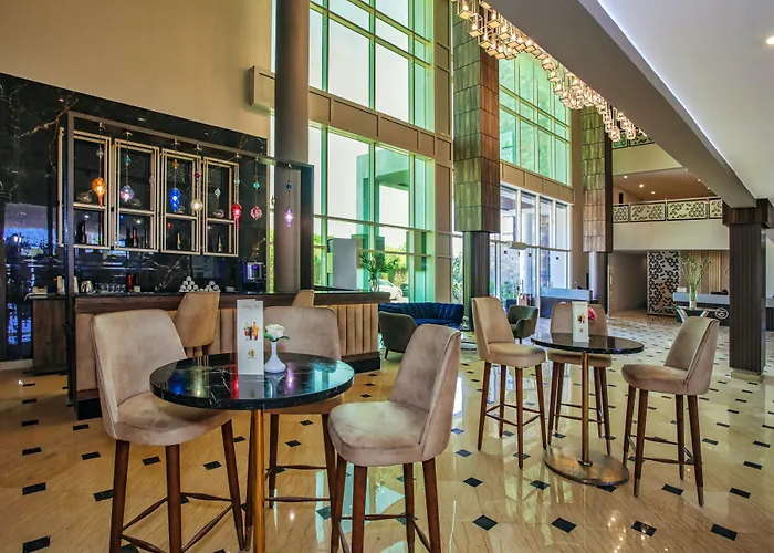 Elite Aqua Park Otel 4*