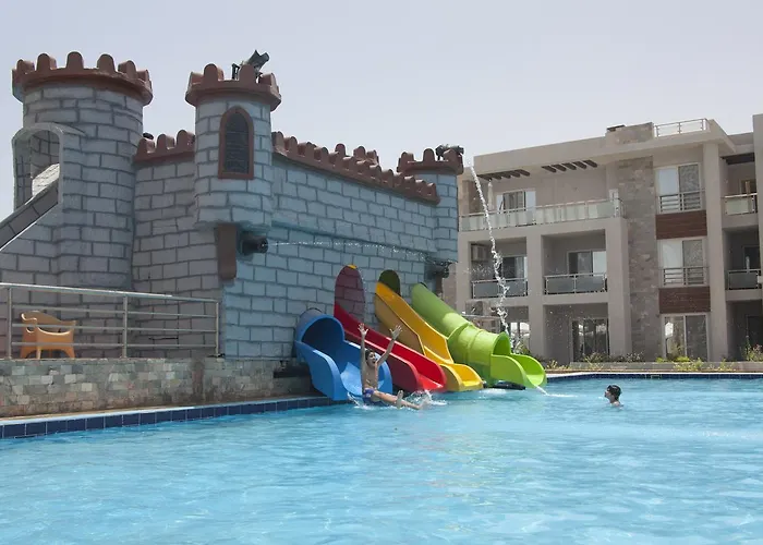 Elite Aqua Park 4* عين السخنة